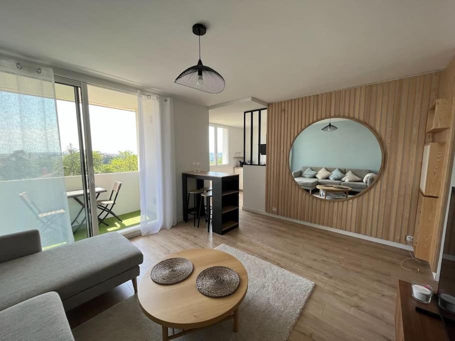 Le Calme - Design - Vue Panoramique Sur La Saone Apartment Caluire-et-Cuire Ngoại thất bức ảnh